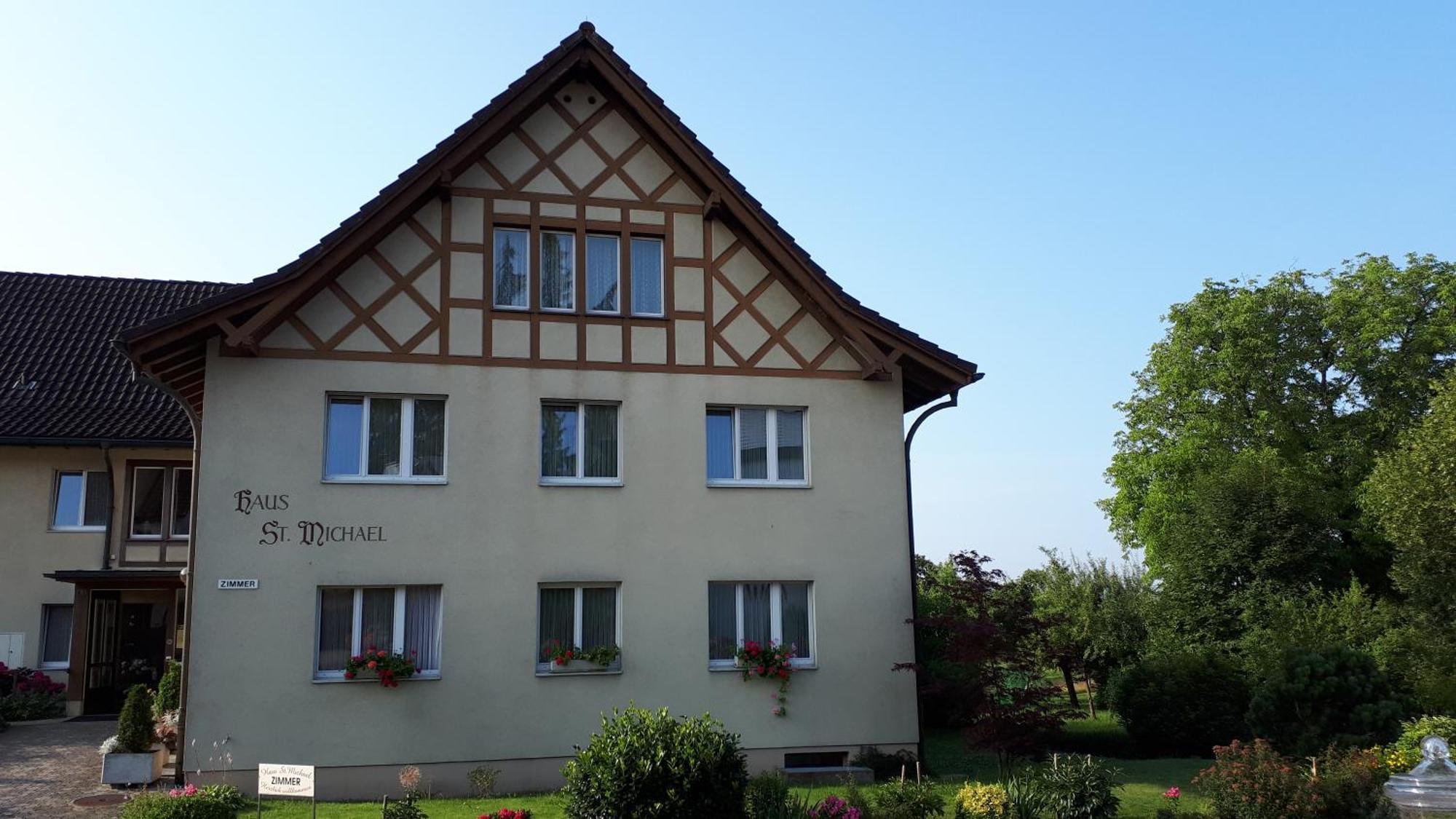 Haus St.Michael 호텔 Dozwil 외부 사진